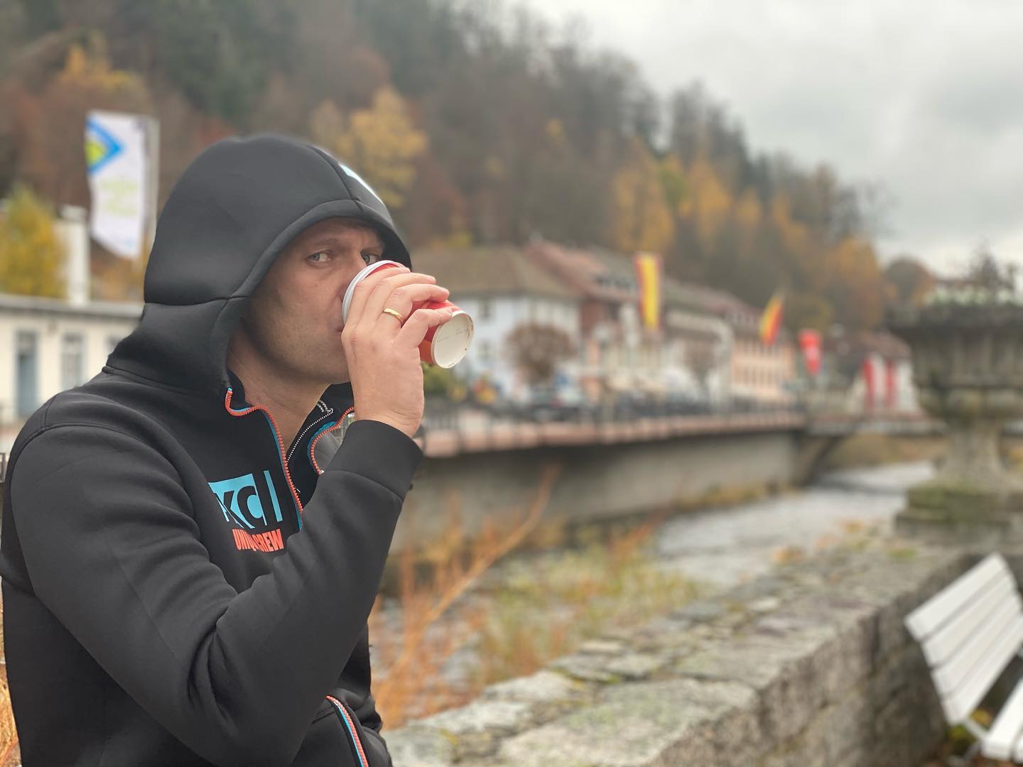 Навальный всем своим видом демонстрирует возвращение к нормальной жизни