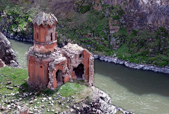 Город 1001 церкви: руины древнего Ани, в которых замерла история 