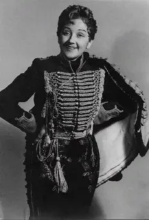 ДРАМА БЕЗДЕТНОЙ МИРОВОЙ МАМЫ ДРАМА БЕЗДЕТНОЙ МИРОВОЙ МАМЫ история кино,киноактеры,отечественные фильмы