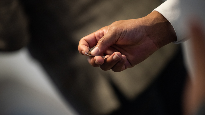 Как сделали "пьяного мальчика": следователь по делу Чикатило показал, как за бутылку водки фабриковали экспертизы