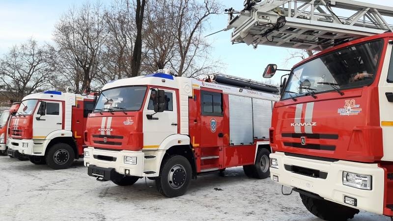 Спасение детей под Челябинском и скандал в автобусе в Карелии: главные новости регионов России