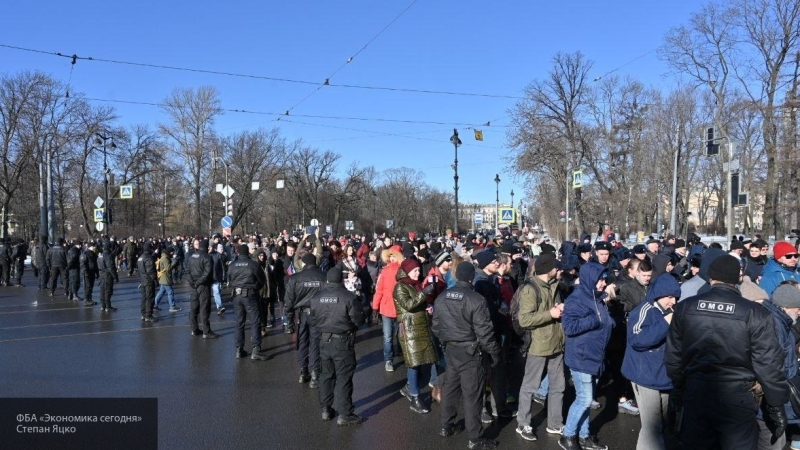 На столичный «Марш Немцова» привозят массовку из Калуги 