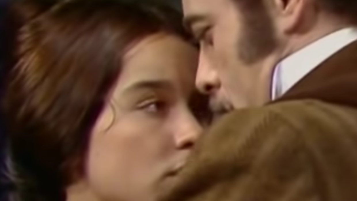 Сценарист сериала «Рабыня Изаура» Жилберту Тумшиц Брага умер в 75 лет