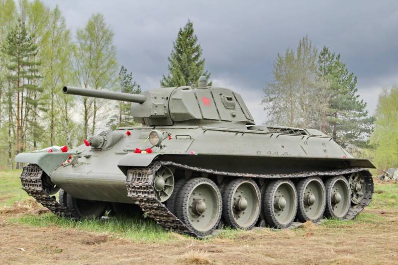 Почему Т-34 проиграл PzKpfw III, но выиграл у "Тигров" и "Пантер". Возрождение танковых корпусов Почему Т-34 проиграл PzKpfw III, но выиграл у "Тигров" и "Пантер". Возрождение танковых корпусов оружие