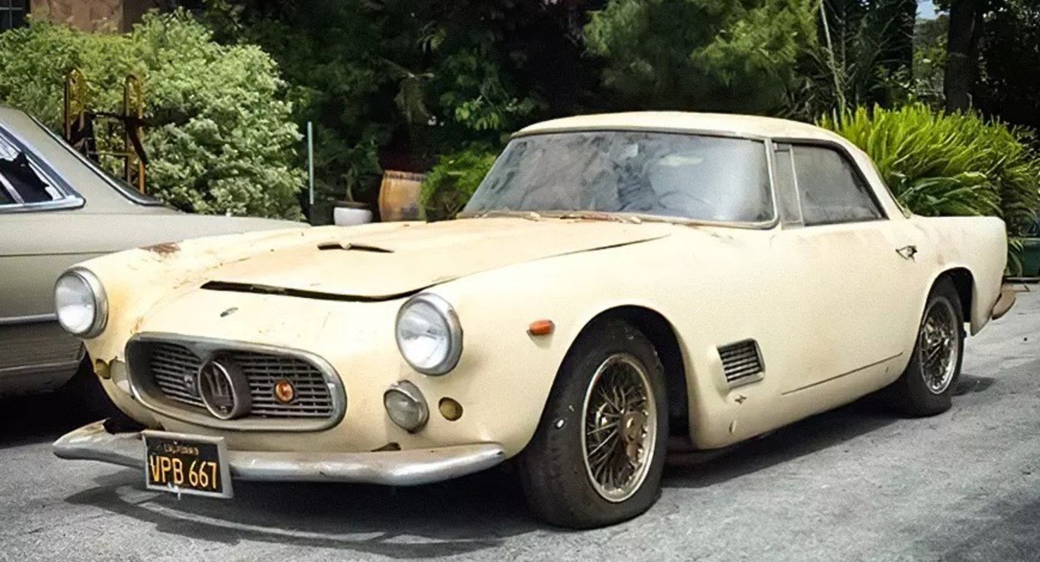 Ржавый 59-летний Maserati, 43 года простоявший в гараже, продали за 16,7 млн рублей Ржавый 59-летний Maserati, 43 года простоявший в гараже, продали за 16,7 млн рублей Автомобили