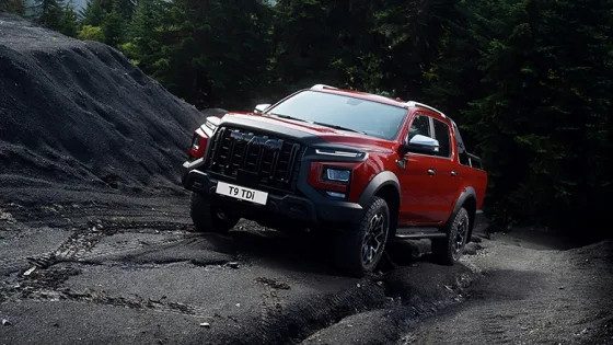 Дизельный пикап JAC T9 только-только вышел на российский рынок, но его уже продают со скидкой в 500 тыс. рублей
