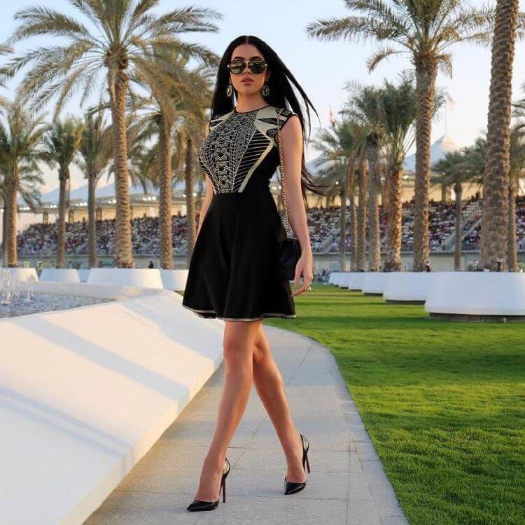 Топ платьев, которые всегда будут в моде. Обязательно пополню свой гардероб одним из вариантов!