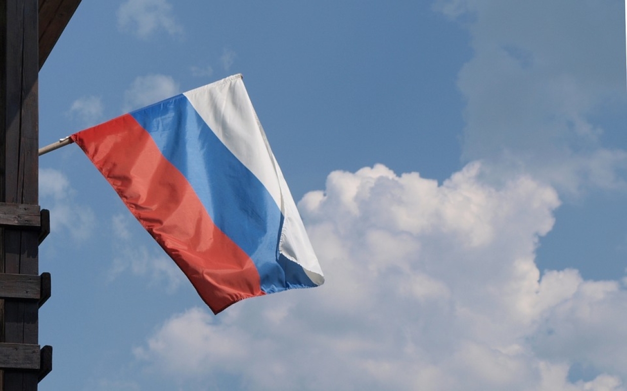 «Мурашки по коже»: 1 сентября в Донбассе прошло под гимном и флагом России