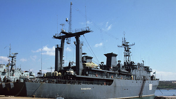 Корабль управления ВМС Украины Славутич. Архивное фото