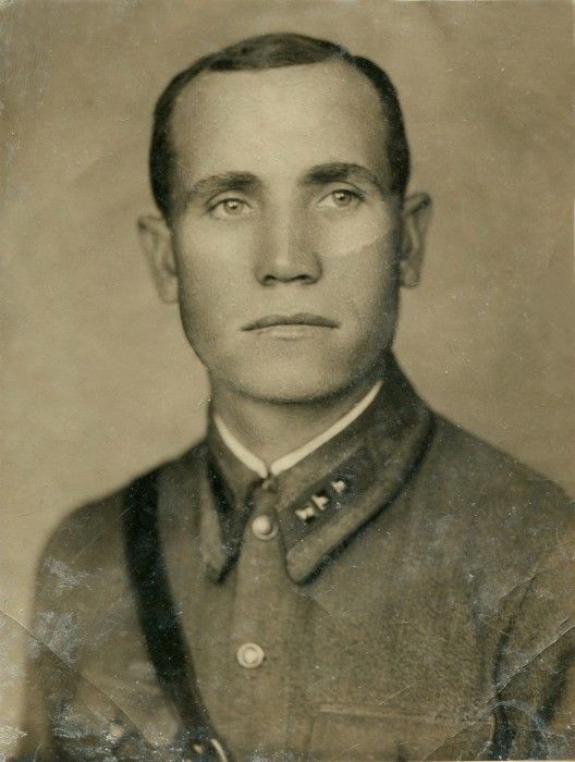 Михаил Наумов, старший лейтенант. 1940 г.