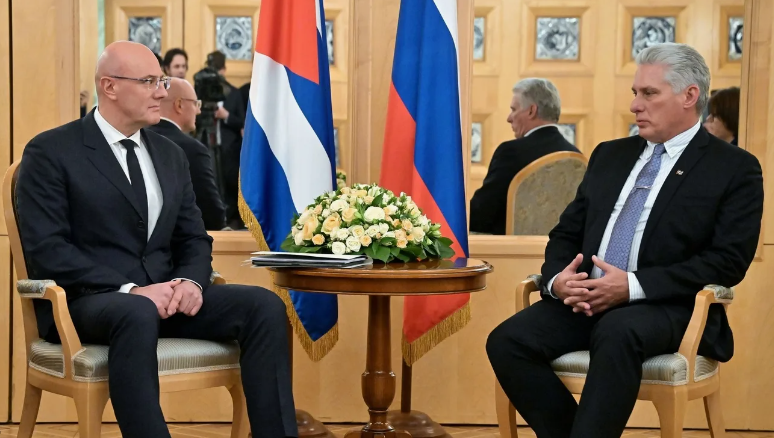 Президент Кубы Мигель Диас-Канель и Дмитрий Чернышенко