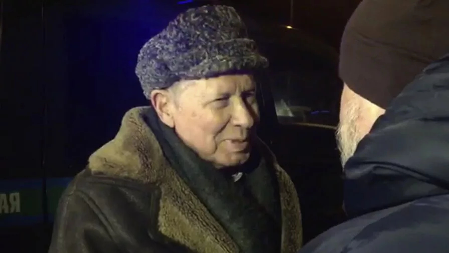 Выдворенный из Латвии 82-летний пенсионер заселился в двухкомнатную квартиру в Калининграде