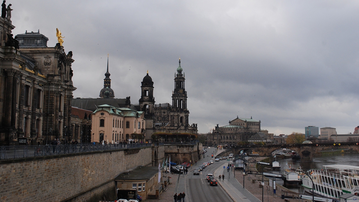 Десять автобусов вспыхнули после взрыва в депо на юго-западе Германии