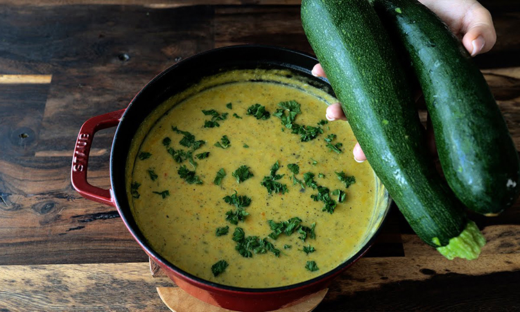 Превращаем кабачки в летний суп. Он постный, но вкус насыщенный, словно у нас мясной бульон первые блюда,супы