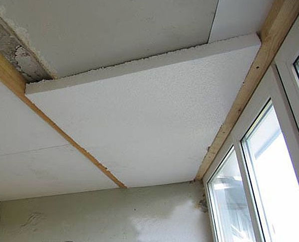 Почему в деревянном доме нельзя утеплять потолок пенопластом Почему в деревянном доме нельзя утеплять потолок пенопластом советы