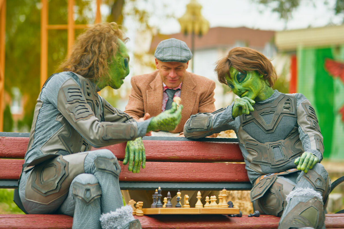 Улица(сериал, 2017–2018) света ефимова. Улица сериал сколько сезонов. Алексей нилов 2021. Хантер стрит сериал 4 сезон. Леля баранова сериал улица.