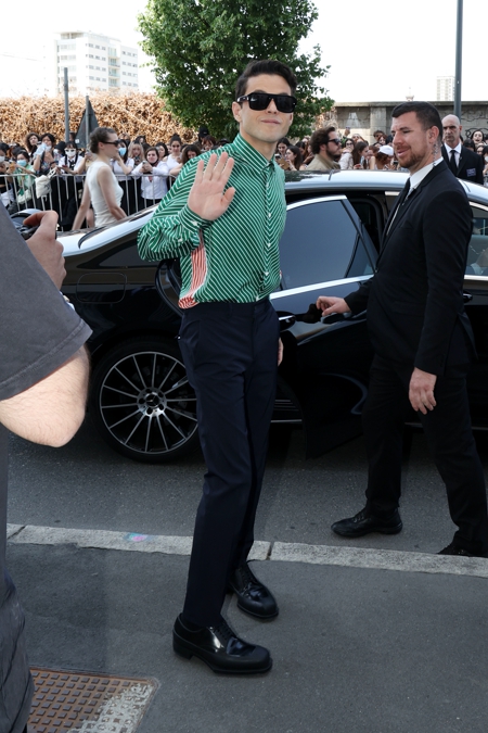 Джейк Джилленхол, Рами Малек посетили показ Prada в Милане Новости моды