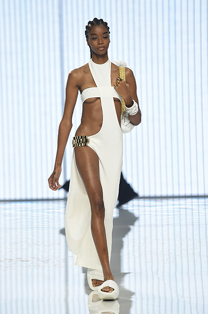 Неделя моды в Париже: Наталья Водянова, Наоми Кэмпбелл, Милла Йовович, Елена Перминова и другие на показе Balmain Новости моды