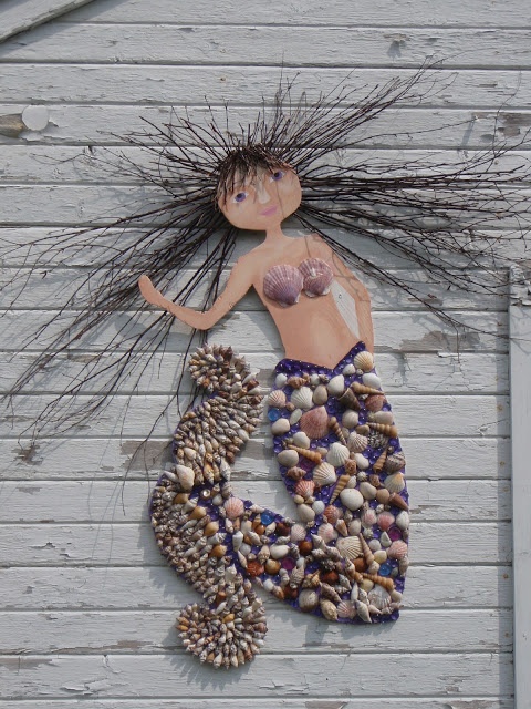 Artbrat's Bits and Pieces: My backyard mermaid