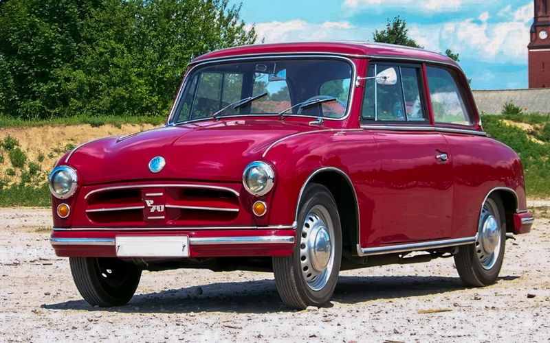 Пластмассовый хит: как сделали 3 000 000 Трабантов Trabant, делали, Германии, более, выпускали, кузова, мотор, объемом, машины, новой, модели, годах, автомобилей, мощностью, числе, с кузовом, 1960‑х, количествах, небольших, вплоть