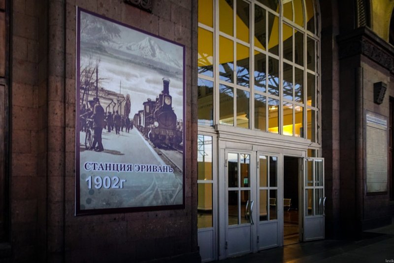 Поезд Ереван-Тбилиси. Остатки былой роскоши Поезд Ереван-Тбилиси. Остатки былой роскоши путешествия, факты, фото
