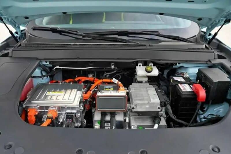 Выпущен электрический внедорожник Dongfeng Forthing Leiting в Китае с системой электропривода BYD