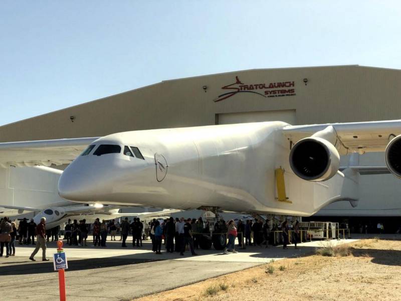 Stratolaunch: новый уровень американских гиперзвуковых летательных аппаратов Stratolaunch, компания, компании, будет, аппаратов, крыла, двигателей, шесть, гиперзвуковых, должны, самолетаносителя, после, известно, проект, Composites, Model, стало, Scaled, разработки, метра