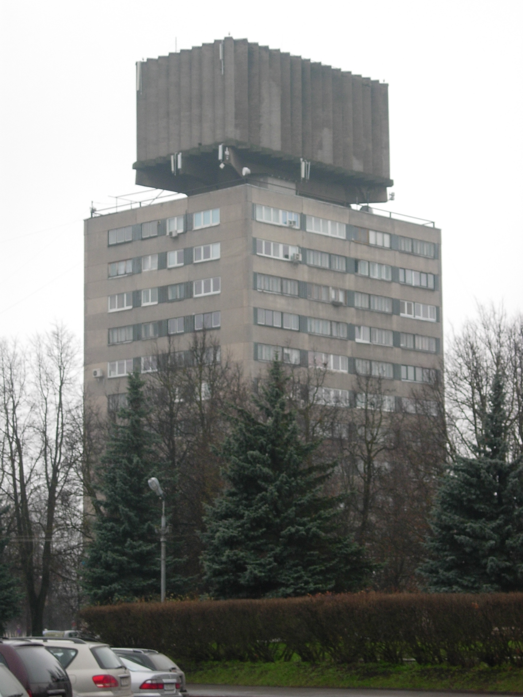 Причуды советской архитектуры: дом-бублик, 