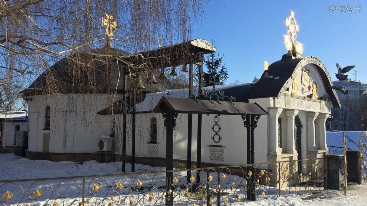 Православные верующие в Хмельницкой области защитили храм от раскольников и националистов