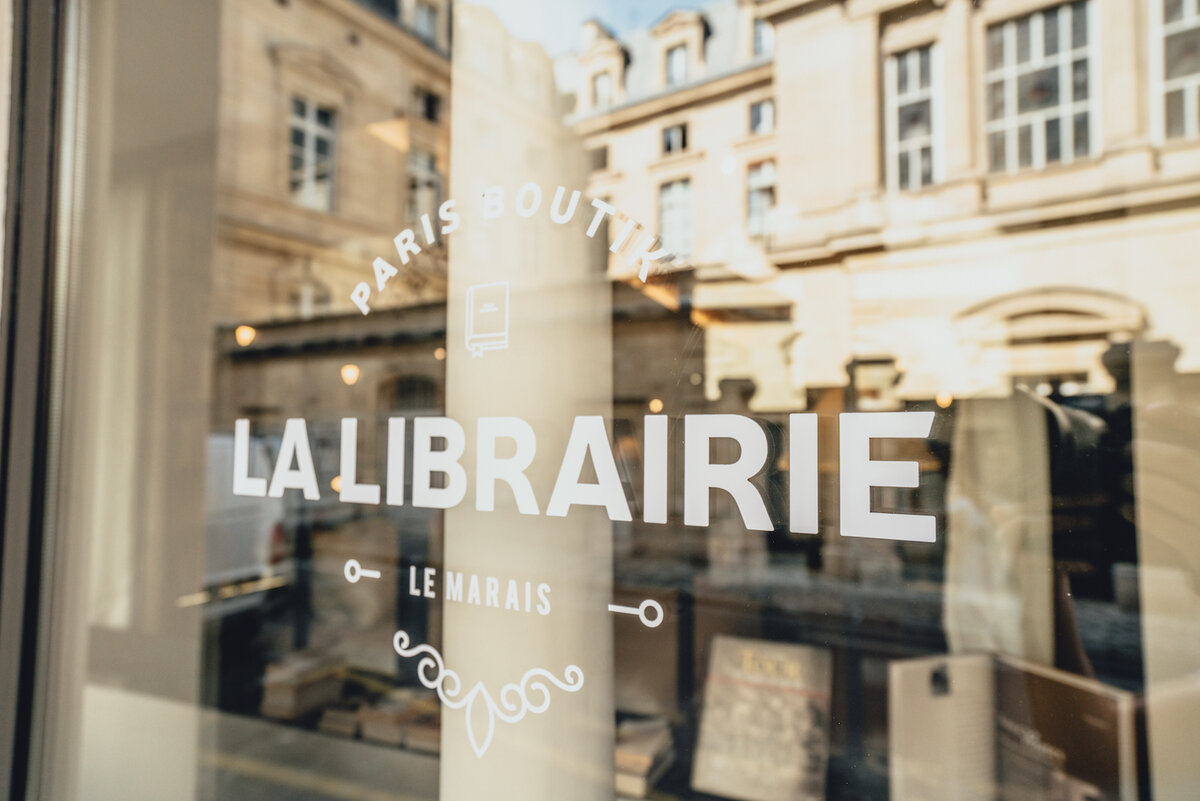 Книжный магазин в Париже, в котором можно переночевать здесь, номер, почти, магазина, чтобы, придется, конечно, читать, любителей, туалете, таить, везде, многих, унитазе, мечту, осуществить, значит, пожить, Вообще, греха