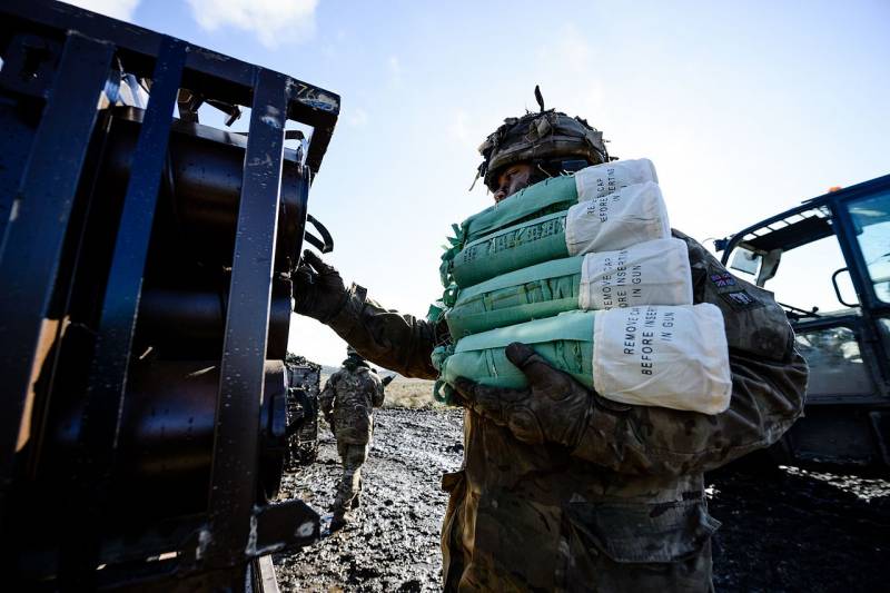 Самоходки AS-90 для Украины: новые планы и старые проблемы Самоходки AS-90 для Украины: новые планы и старые проблемы оружие