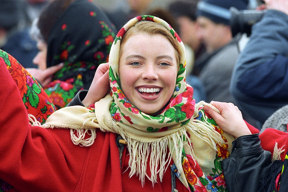 В любой точке нашей - самой большой в мире - страны люди, какой бы национальности они ни были, всегда поймут друг друга. Фото Бориса Кавашкина /ТАСС