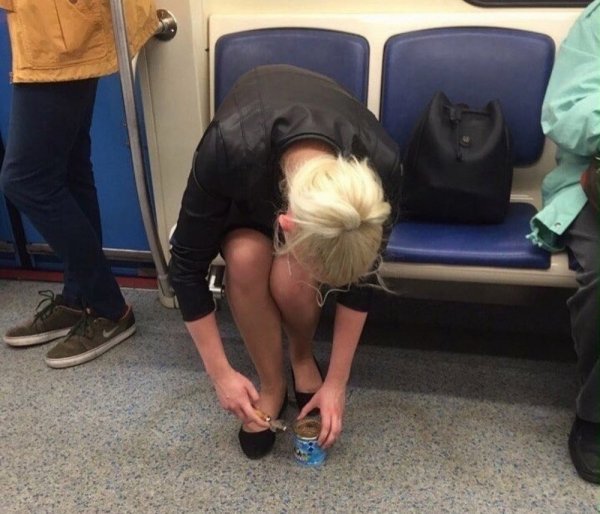 Модники и чудаки из метро 