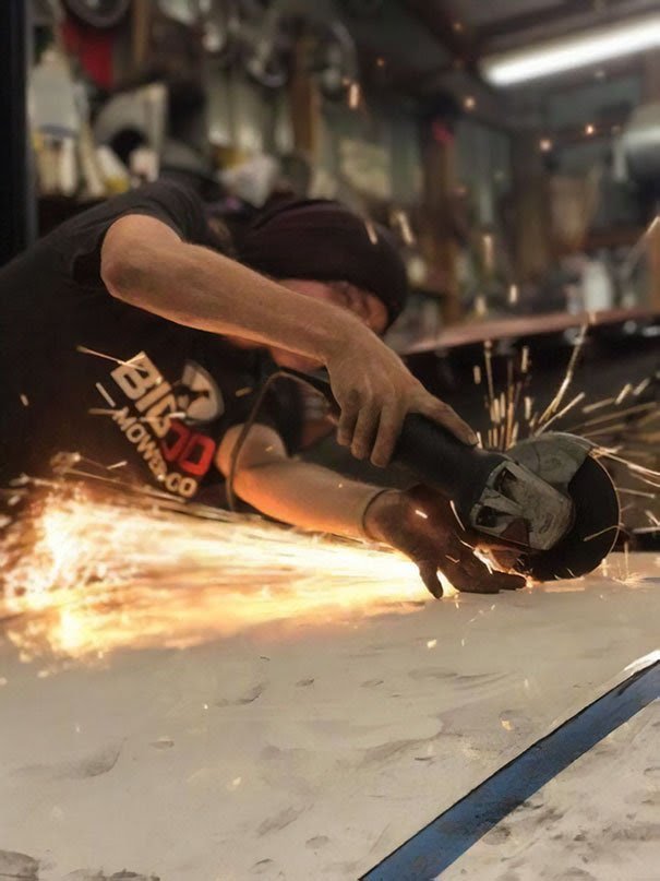 Смельчаки! Хотите знать , почему женщины живут дольше, чем мужчины? Смельчаки! Хотите знать , почему женщины живут дольше, чем мужчины? авто и мото,автоновости,автоюмор