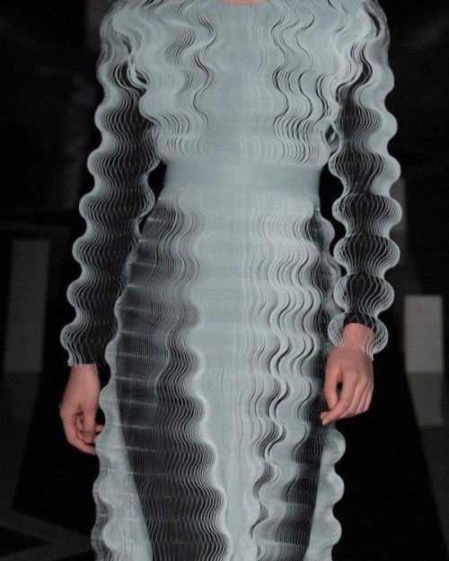 Мода, что ты делаешь? Ахаха, прекрати! Мода, что ты делаешь? Ахаха, прекрати! смешные картинки