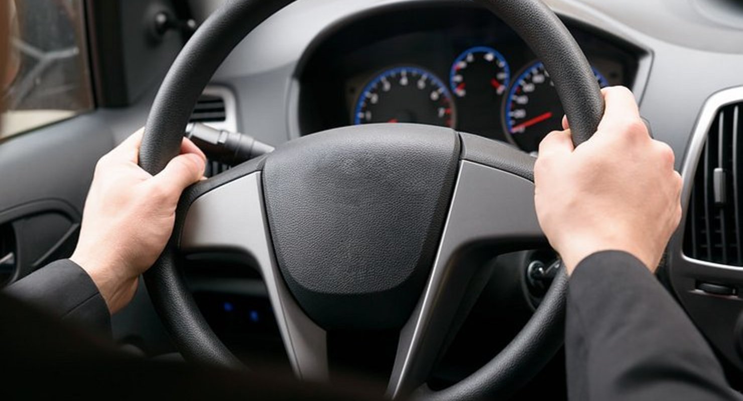 Почему на новые автомобили не ставят гидроусилители руля?