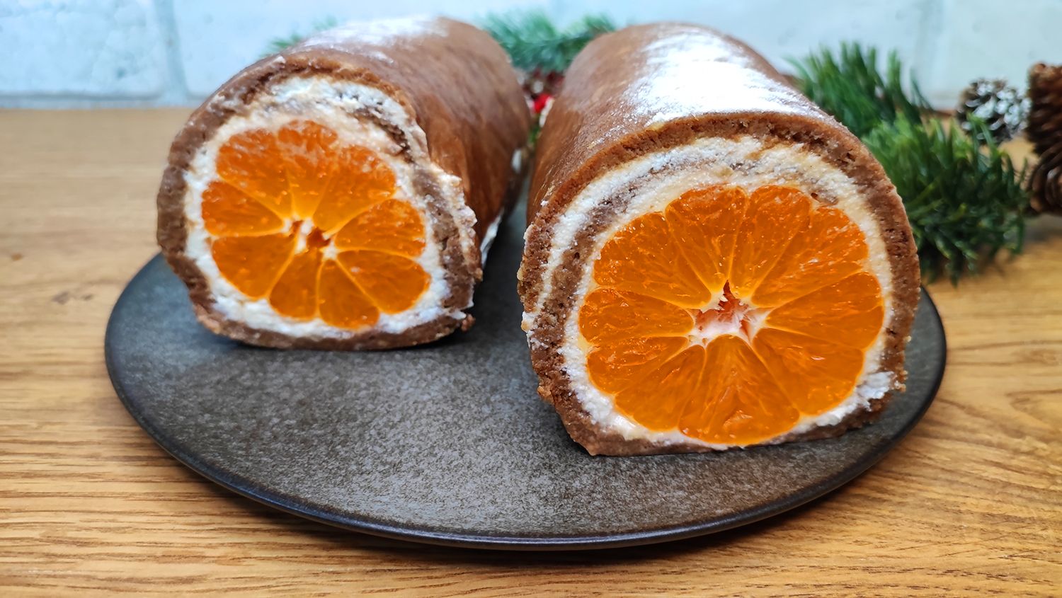 Новогодний мандариновый рулет без выпечки и сахара. Простой и быстрый рецепт десерты