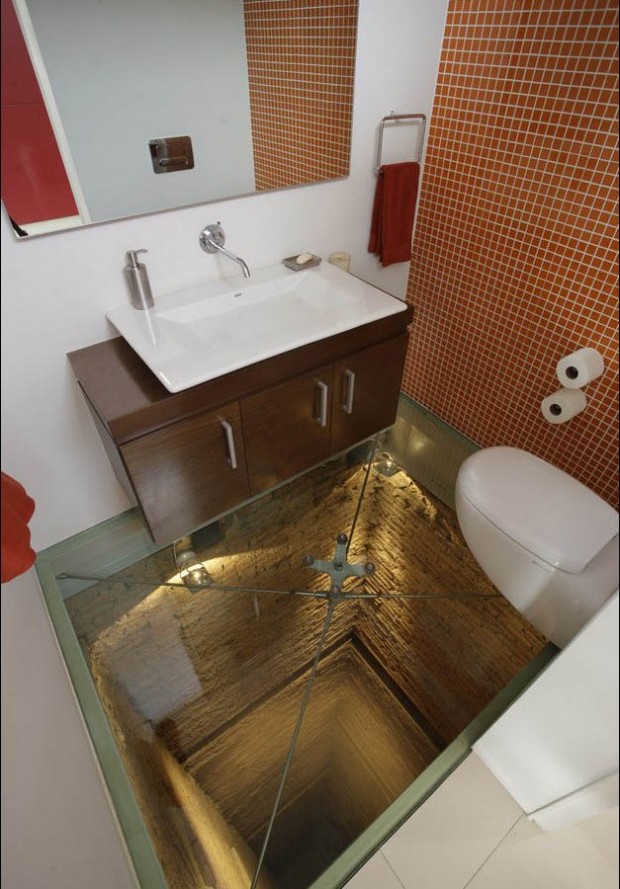 Самая пугающая ванная комната в мире