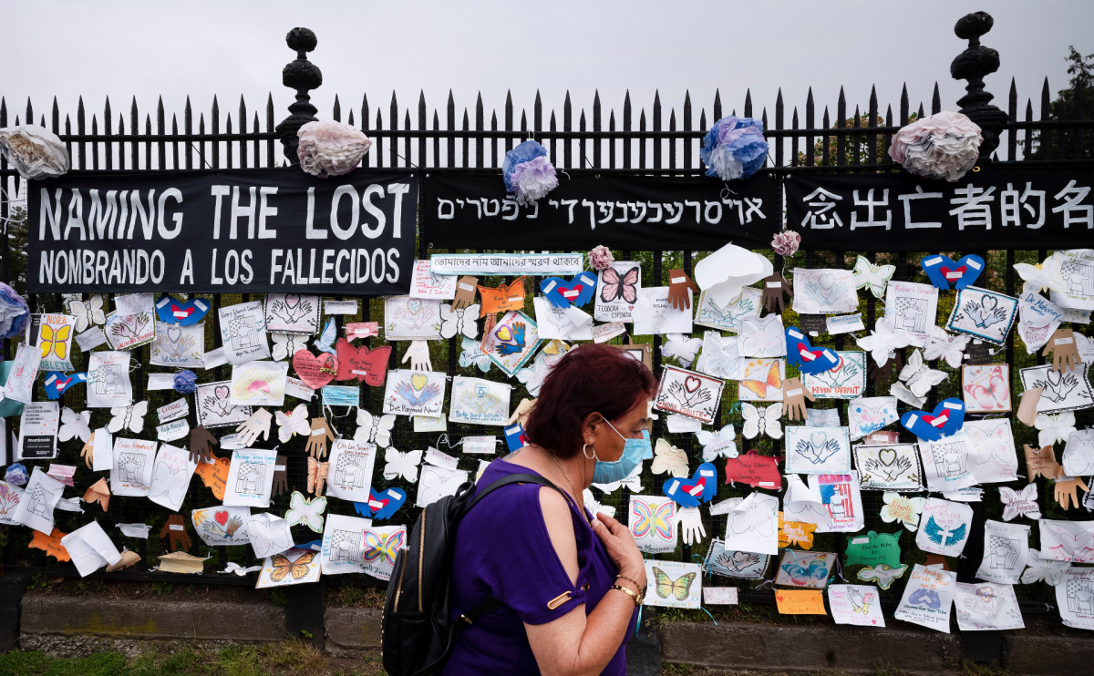 Число жертв COVID в США превысило боевые потери страны в трех войнах 