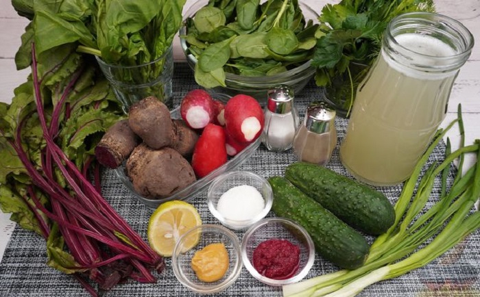 Продукты для ботвиньи по классическому рецепту. / Фото: img1.russianfood.com 