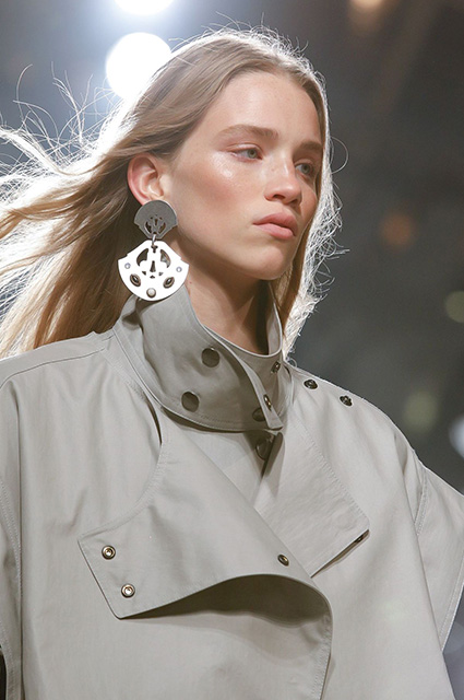 Неделя моды в Париже: Джиджи Хадид и Кайя Гербер на показе Isabel Marant осень-зима 2019/2020 Неделя моды в Париже: Джиджи Хадид и Кайя Гербер на показе Isabel Marant осень-зима 2019/2020 новости моды