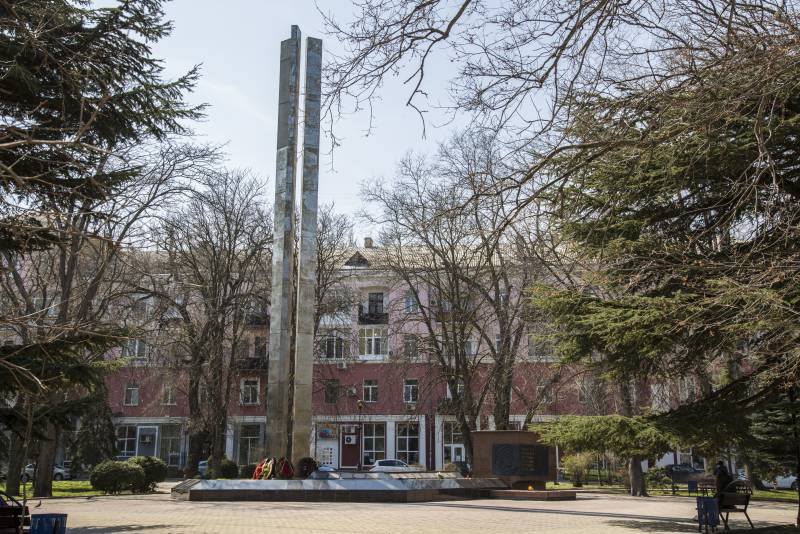 Крымские впечатления. Равнодушная серость бытия Крымские впечатления. Равнодушная серость бытия россия