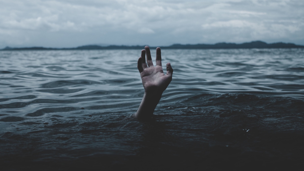 Жители Алтайского края спасли трех тонувших в реке школьников