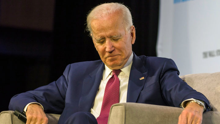 АМЕРИКА ОСЛАБЛЯЕТ ХВАТКУ. СИЛУАНОВ, ПОРА РАСПЕЧАТАТЬ КУБЫШКУ!