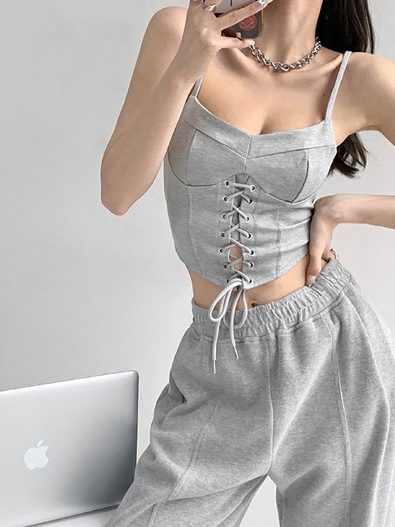 корсет из трикотажа спортивный стиль