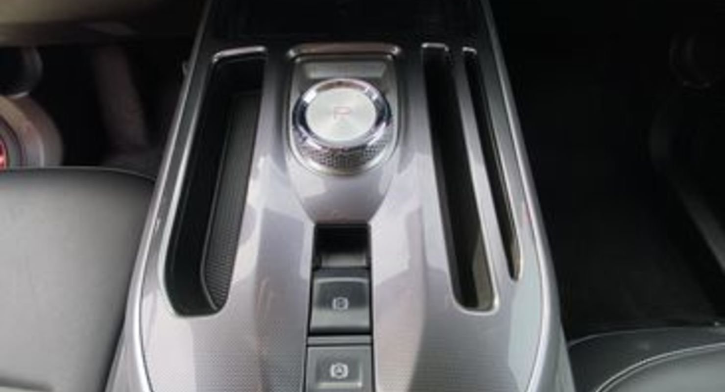 Запашок остался: чем разочаровывает китайский кроссовер Haval Jolion