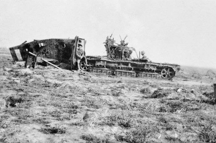 «Империя наносит ответный удар»: танковый бой под Виллер-Бретонне… «Империя наносит ответный удар»: танковый бой под Виллер-Бретонне… оружие,танки