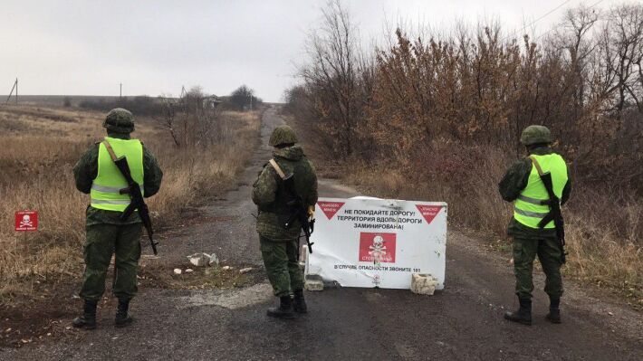 Властям Украины и их американским кураторам выгодно продолжать войну в Донбассе