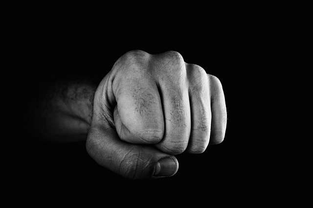 Пьяный мужчина забил до смерти насмехавшуюся над ним собутыльницу под Волгоградом