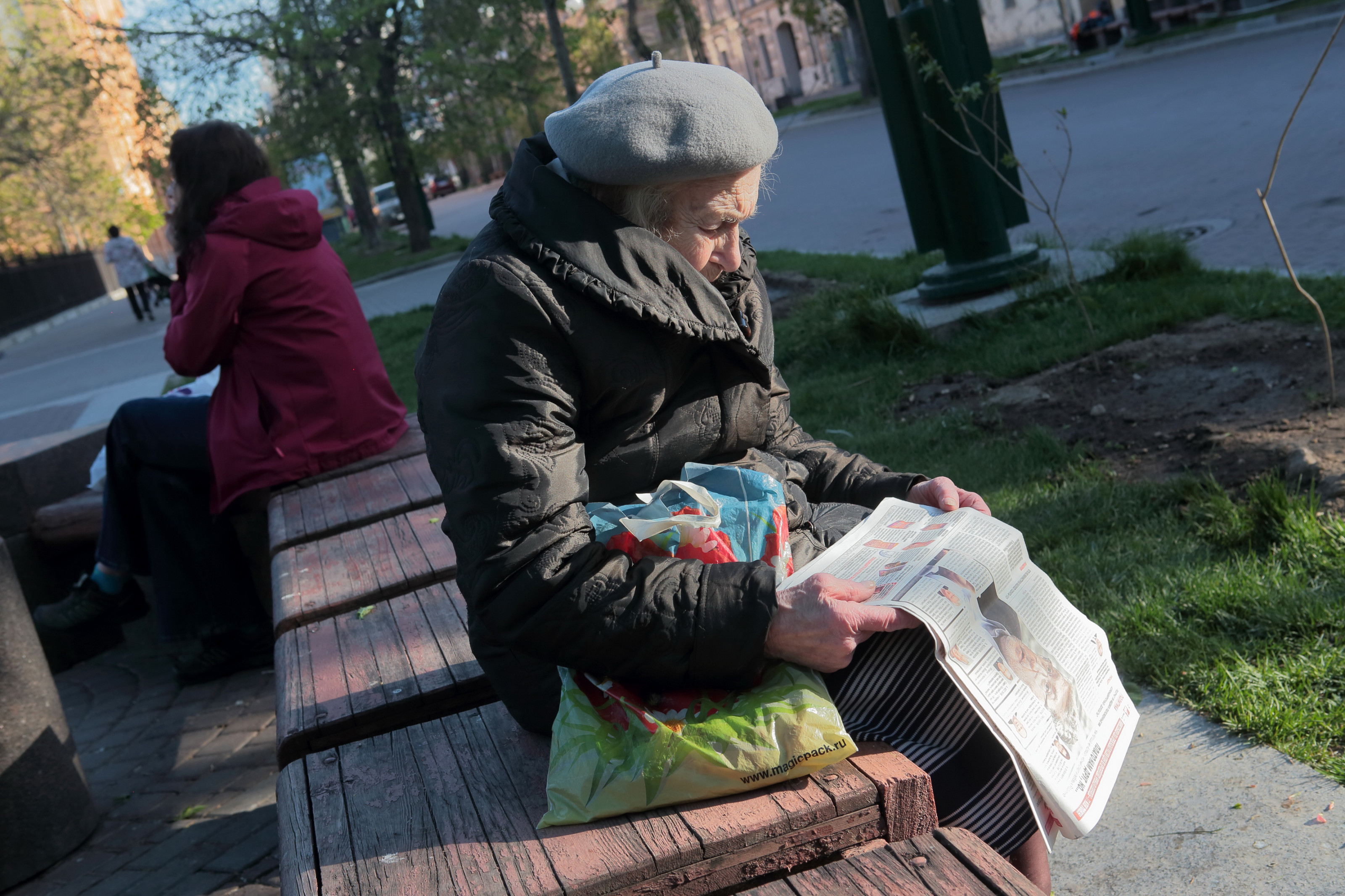 Пенсии осенью. Пенсионеры в России. Нищенская пенсия. Пенсионеры РФ. Пенсионеры пенсия.